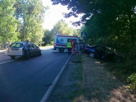 Zderzenie dwóch samochodów osobowych w Wilkanowie. Jedna osoba została ranna