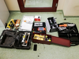 Policjanci odzyskali elektronarzędzia, 20-latek odpowie za włamania