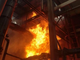 Wybuch i pożar w zakładzie Swiss Krono w Żarach