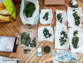Policja zabezpieczyła 2 kg narkotyków. Dwie osoby zatrzymane i aresztowane