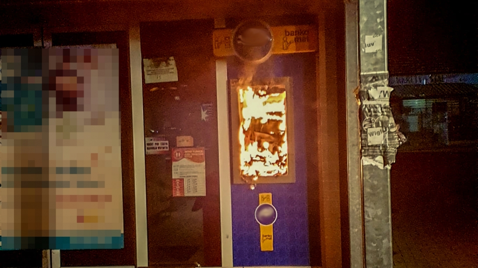Podpalili bankomat w Cybince. Mógł spłonąć cały sklep!