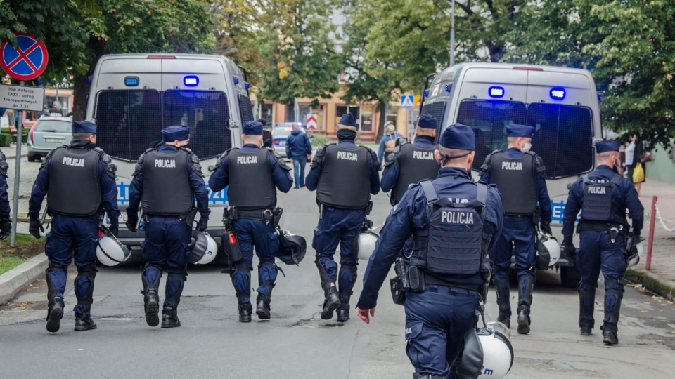 Policjanci masowo idą na L4. "Psia grypa" również w Lubuskiem. Zaczyna brakować mundurowych