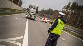 Ciężarówki pod nadzorem policji oraz ITD
