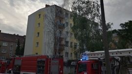Pożar mieszkania na osiedlu Słonecznym w Gorzowie. Trwa ewakuacja ludzi