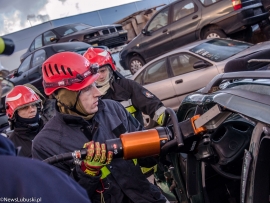 Sprawniejsi przez ćwiczenia - strażackie warsztaty ratownictwa technicznego w Zielonej Górze
